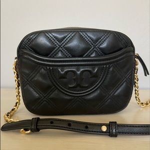 Tory Burch Fleming Camera Bag in Black